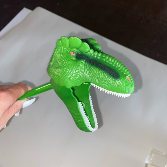 Dino Snappers - Picture 2 of 4